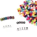 PlayBox: Bunte und buchstabenförmige 1000-teilige auffädelbare Perlen-Set in einer Box